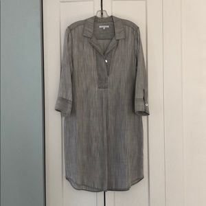 Super cute denim look dress, great condition 🌸🌹